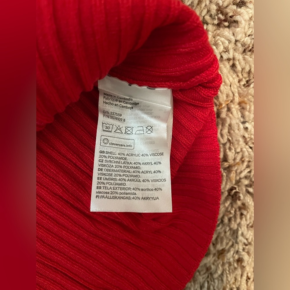 Divided by H&M Red Ribbed Sweater - Picture 3 of 5